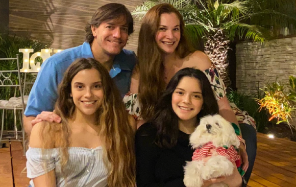 «Un momento muy especial fue conocer a mi esposo en el colegio”